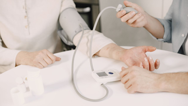Hypertension artérielle au Maroc : le tueur silencieux qui menace un adulte sur trois